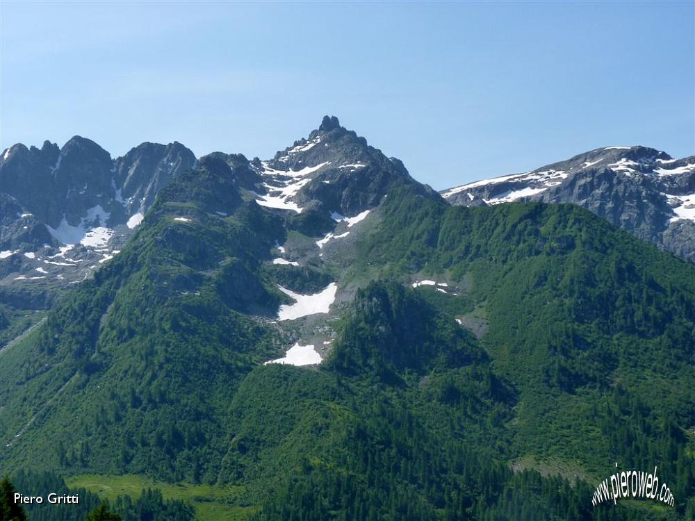 15 Residui di neve.JPG